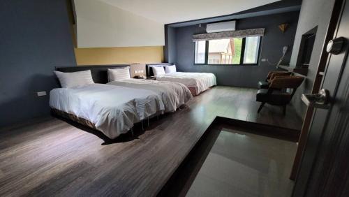 Quadruple Room with Mountain View