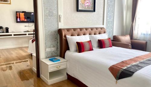 Two Connecting Double Rooms