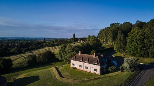 Seven-Bedroom House