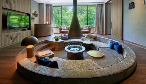 Luxury Suite