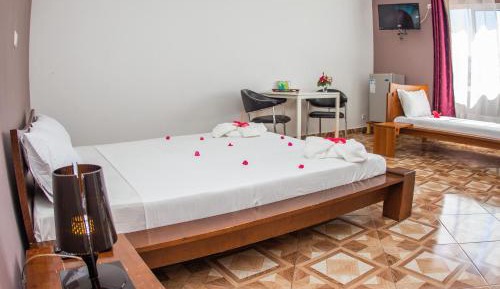 Triple Room with Mountain View