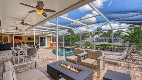 Three-Bedroom Holiday Home 