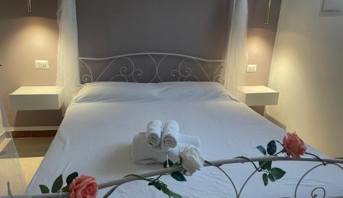 Superior One-Bedroom Apartment with Balcony