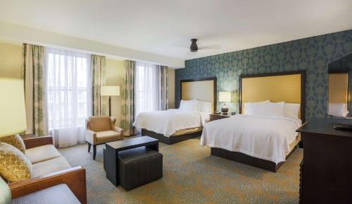 One-Bedroom Queen Suite with Two Queen Beds - Non-Smoking