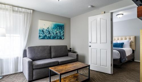 One-Bedroom Suite with Spa - No View