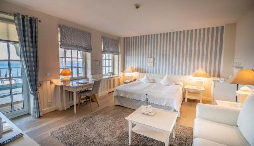 Premium  Double Room with Balcony and Sea View