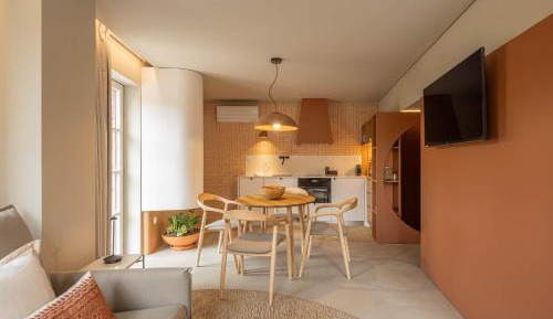 Deluxe Apartment