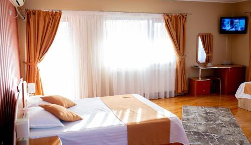 Triple Room with Balcony
