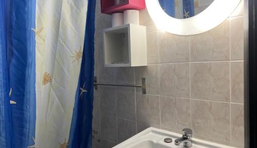 Economy Triple Room