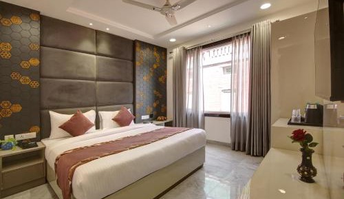 Day Use Room - 11am to 5pm (no night stay allowed)