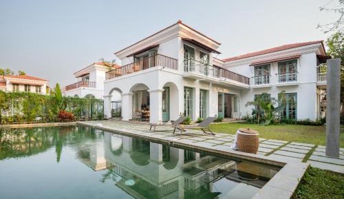 La Mosteiro 07|Pet Friendlyl Full Power Back-Up | Caretaker| Extra Maid’s Room| Cook Avl