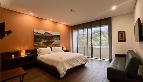 Deluxe Double Room with Balcony