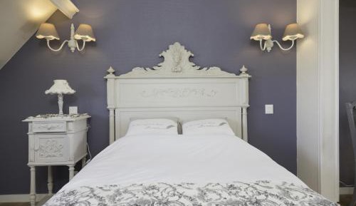 Romantic Superior Double Room with Bath