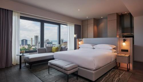 Premier, Guest room, 1 King, City view