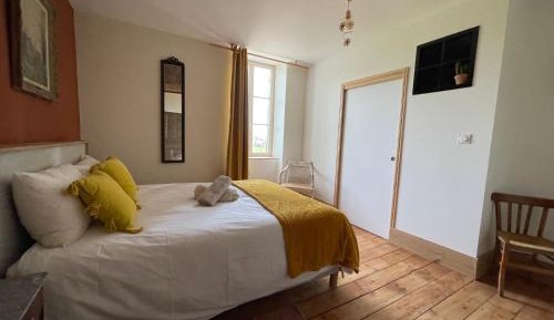 Queen Room with Garden View