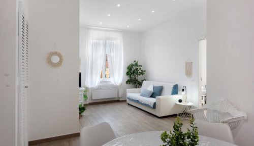 Superior One-Bedroom Apartment