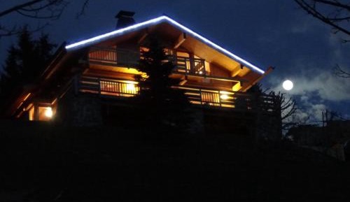 Chalet (11 Adults)