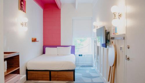 Queen Room