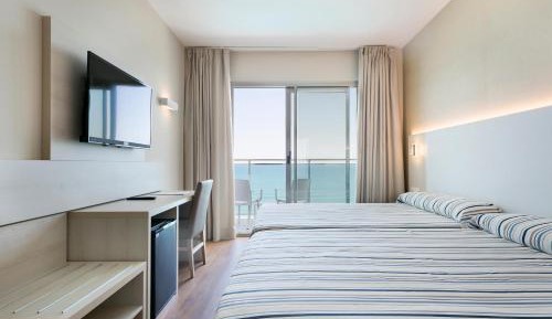 Superior Room with Sea View (2 Adults)