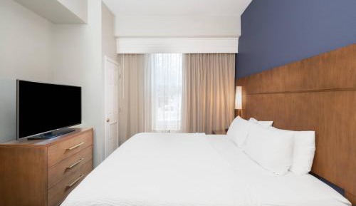 One-Bedroom King Suite with Sofa Bed