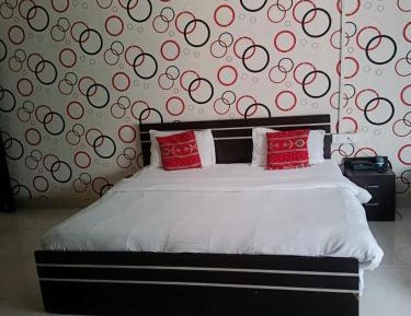 Double or Twin Room with Private Bathroom
