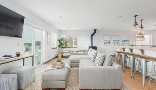 Five-Bedroom Holiday Home