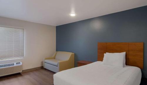 Standard Double Room with Sofa - Non-Smoking