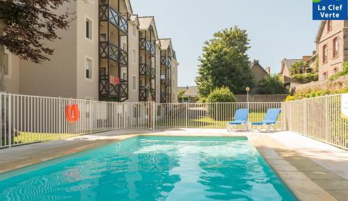 Standard Studio with Sleeping Alcove and Terrace or Balcony (4 People)