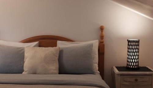 Queen Room with Shared Bathroom