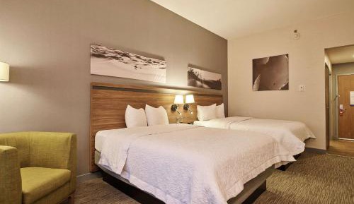 Queen Room with Two Queen Beds - Non-Smoking