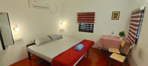 Queen Room with Balcony