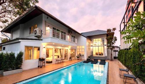 Villa with Private Pool