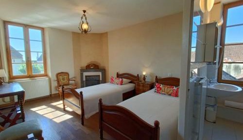 Comfort Triple Room with Shower