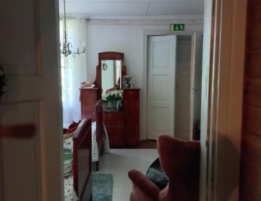 Double Room with Shared Toilet