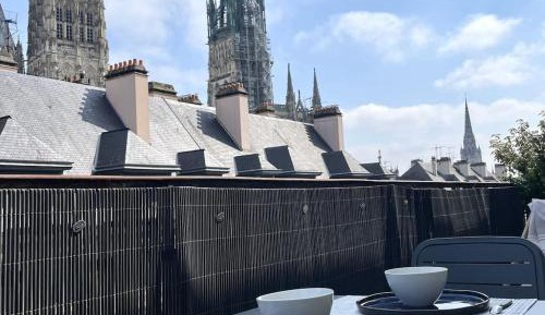 Apartment with Terrace