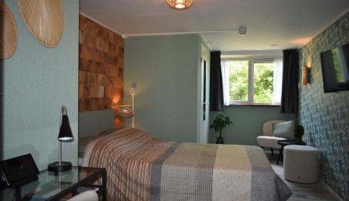 Standard Single Room with Shower