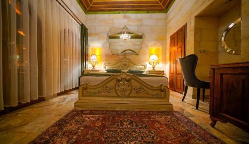 Deluxe Family Suite