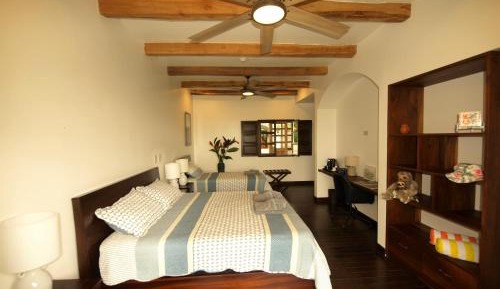 Triple Room with Mountain View