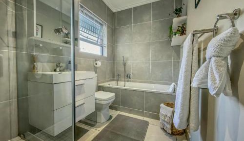 One-Bedroom House
