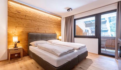 Suite with 3 bedrooms & wellness area