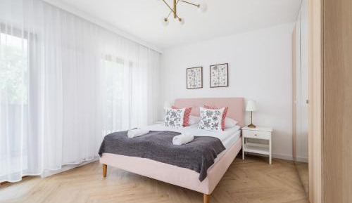 Studio with Balcony