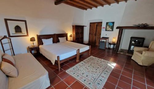 Deluxe Family Suite