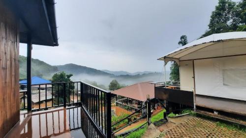 Quadruple Room with Mountain View