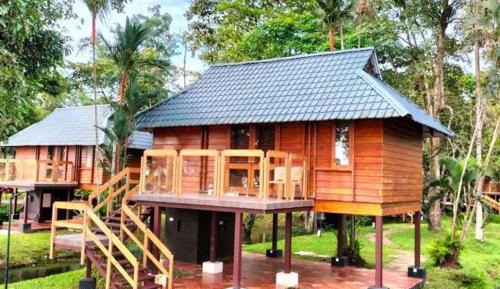 Deluxe Double Room with Lake View