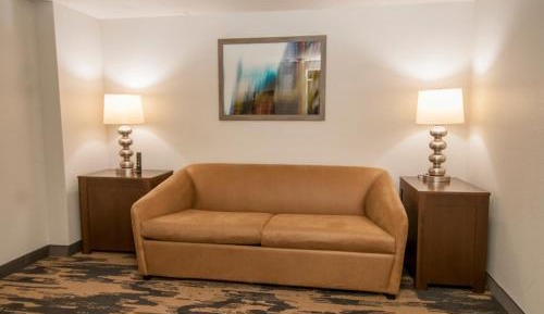 1 Bedroom Suite, 1 King, Sofa bed