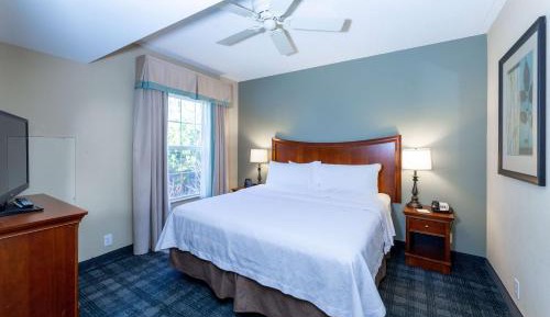 King Suite - Hearing Access/Non-Smoking