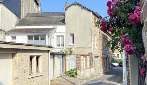 One-Bedroom Holiday Home