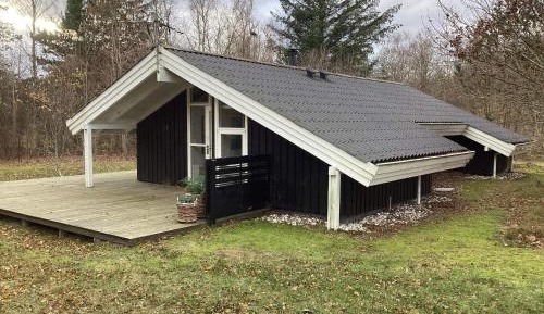 Three-Bedroom Holiday Home 