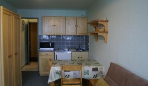 Apartment (3 Adults)