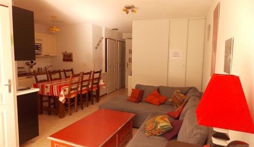 Apartment (6 Adults)